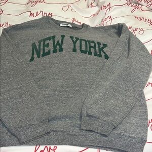 Daydreamer - Gray New York Sweatshirt